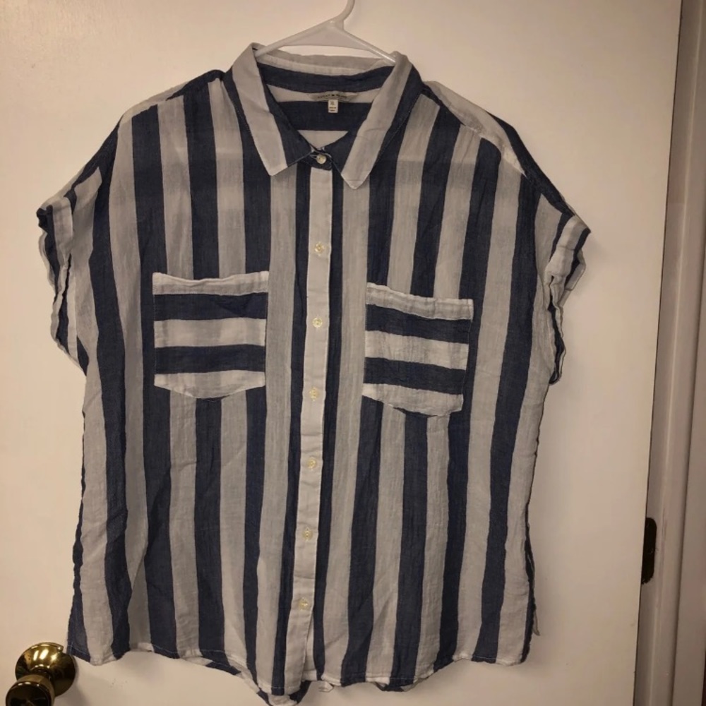 Lucky brand tee